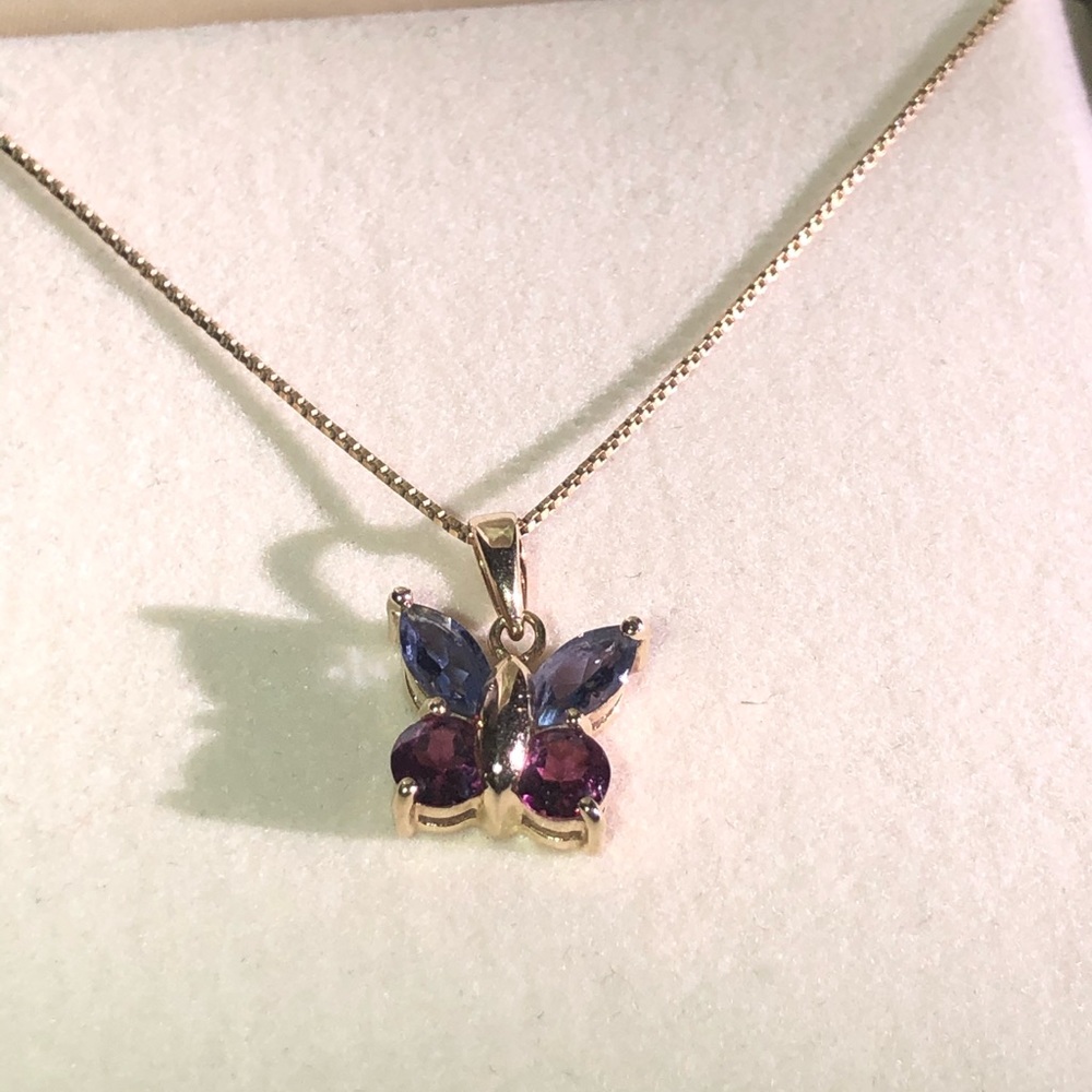 Beautiful Amethyst and Garnet gold necklace